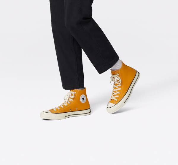 Converse Chuck 70 Sunflower Yellow Sneakers High Sort | CV-682WCO