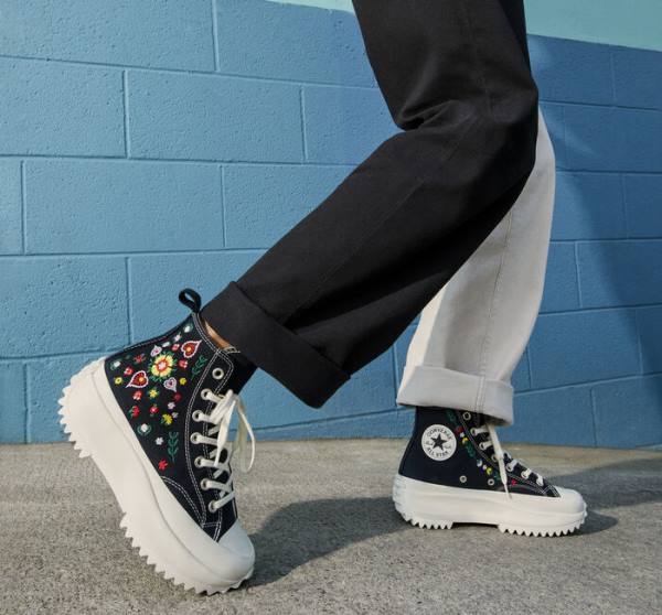Converse Run Star Hike Platform Floral Embroidery Sneakers High Sort | CV-029JHP